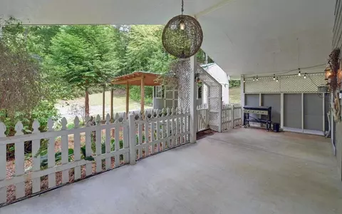 Exterior - 332 E Vineyard Rd, Hayesville, NC 28904 photo 10 of 15