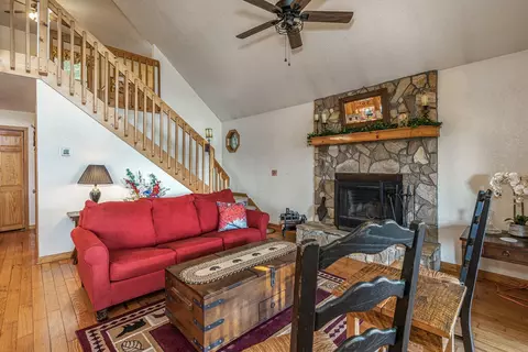 Living - 346 View Ridge Trl, Murphy, NC 28906 photo 2 of 3