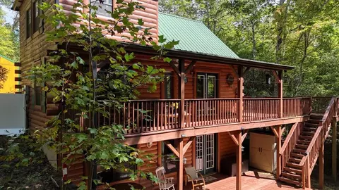 Exterior - 184 Beaver Ridge Rd, Murphy, NC 28906 photo 3 of 18