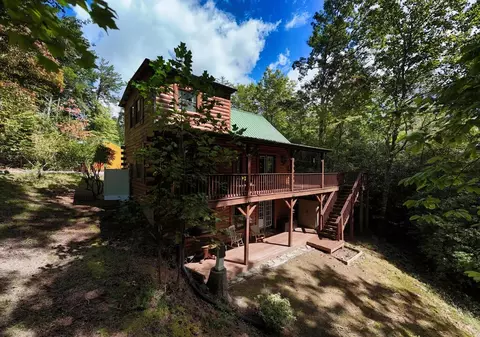 Exterior - 184 Beaver Ridge Rd, Murphy, NC 28906 photo 4 of 18