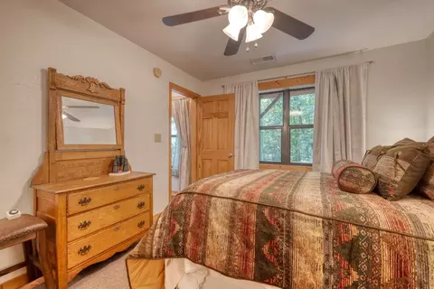 Bedroom - 184 Beaver Ridge Rd, Murphy, NC 28906 photo 3 of 3