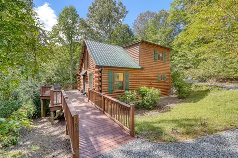 Exterior - 184 Beaver Ridge Rd, Murphy, NC 28906 photo 5 of 18