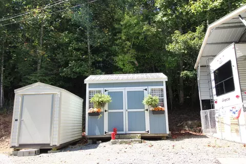Exterior - 31 Pear Ln, Murphy, NC 28906 photo 10 of 11