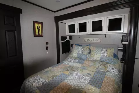 Bedroom - 31 Pear Ln, Murphy, NC 28906 photo 3 of 3