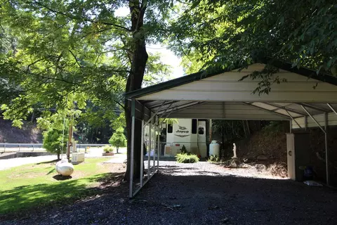 Exterior - 31 Pear Ln, Murphy, NC 28906 photo 9 of 11