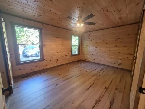 Bedroom - 92 Rabbit Ridge Rd, Murphy, NC 28906 photo 2 of 4