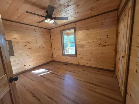 Bedroom - 92 Rabbit Ridge Rd, Murphy, NC 28906 photo 3 of 4