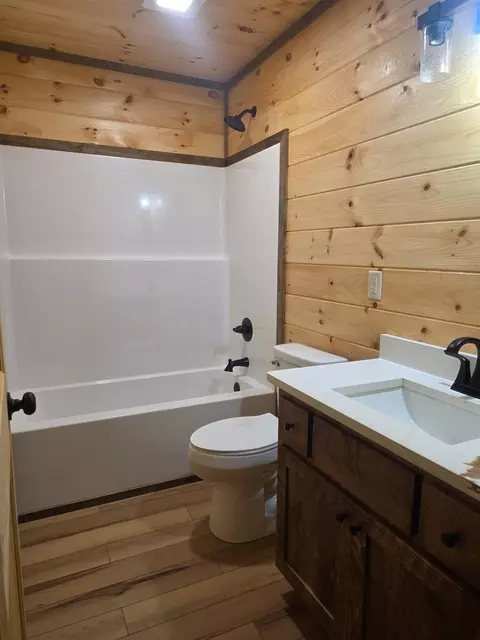 Bath - 92 Rabbit Ridge Rd, Murphy, NC 28906 photo 3 of 3