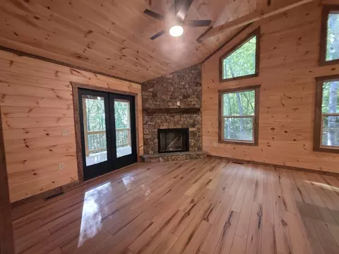 Living - 92 Rabbit Ridge Rd, Murphy, NC 28906 photo 2 of 2