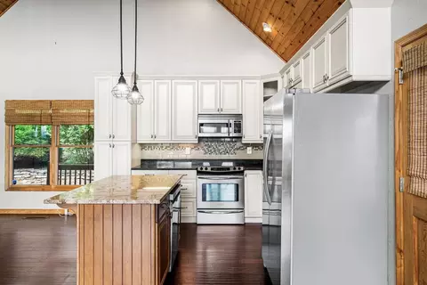 Kitchen - 175 Bear Trace Rd, Brasstown, NC 28902 photo 2 of 2