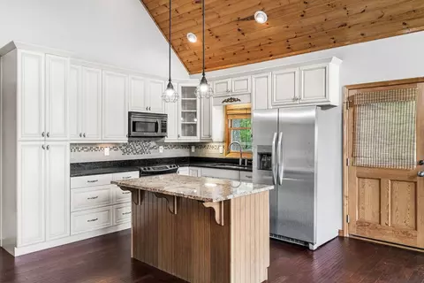 Kitchen - 175 Bear Trace Rd, Brasstown, NC 28902 photo 1 of 2