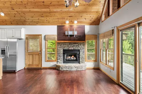Living - 175 Bear Trace Rd, Brasstown, NC 28902 photo 4 of 5