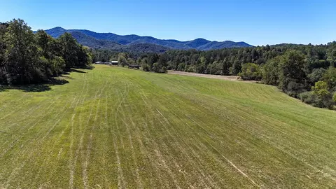 00 W Gum Log Rd, Warne, NC 28909