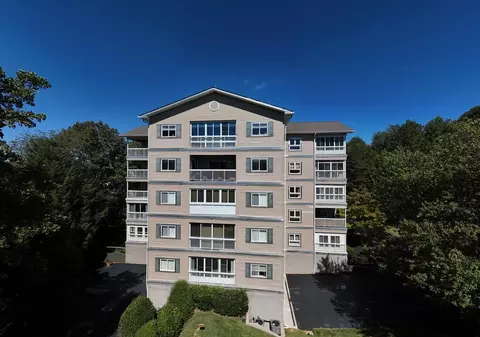 121 River St, Hiawassee, GA 30546