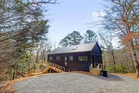 206 Anderson Dr, Blue Ridge, GA 30513