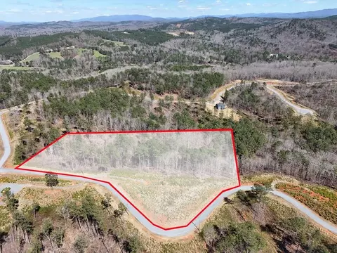 155 Shallow Water Trl, Talking Rock, GA 30175