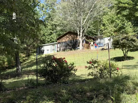1284 Bud Walt Rd, Hiawassee, GA 30546