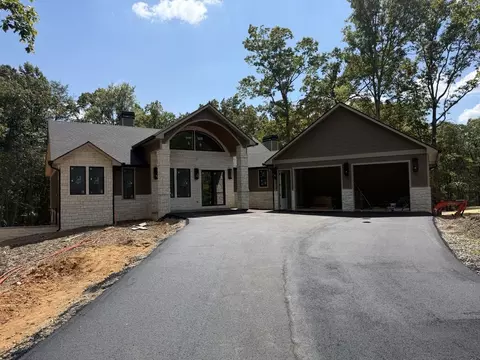 256 Fairview Dr, Blue Ridge, GA 30513