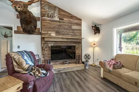 Living - 1600 Cook Creek Rd, Murphy, NC 28906 photo 2 of 3