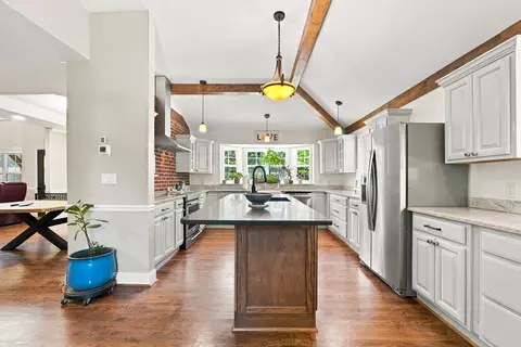 Kitchen - 110 Spruce Pne, Tate, GA 30177 photo 3 of 5