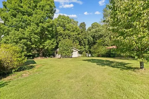 Exterior - 17 E Pine St, Chatsworth, GA 30705 photo 9 of 9