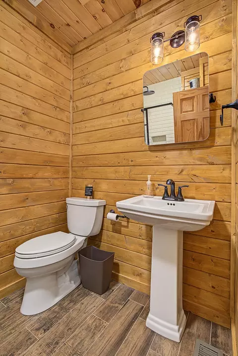 Bath - 66 Windy Hill Dr, Cherry Log, GA 30522 photo 1 of 7