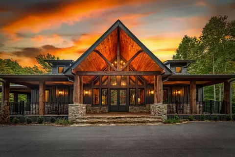 248 Weaver Creek Overlook, Blue Ridge, GA 30513