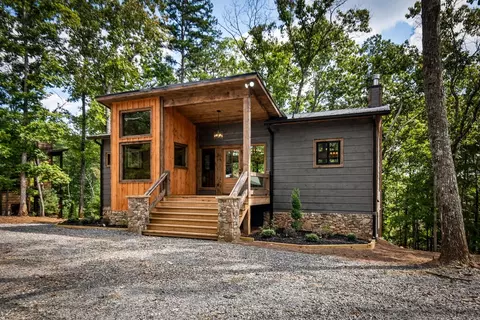 39 Lena Ct, Morganton, DC 20560