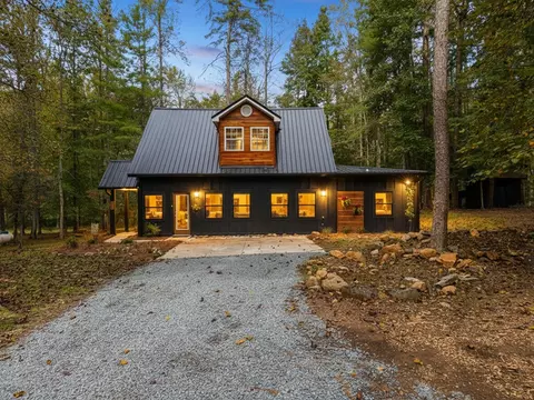 331 Rocky Hollow Rd, Ellijay, GA 30536