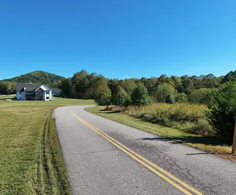 2 Arbor Acres Farm Road, Blairsville, GA 30512