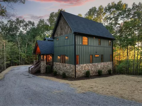 Exterior - 357 Spring Ridge Trl, Morganton, GA 30560 photo 2 of 28