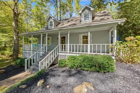 15 Padget Ln, Ellijay, GA 30540