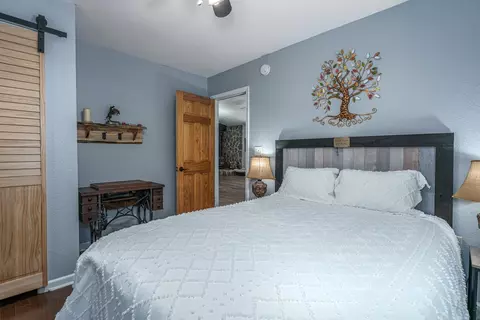 Bedroom - 3015 Camp Creek Rd, Murphy, NC 28906 photo 4 of 6