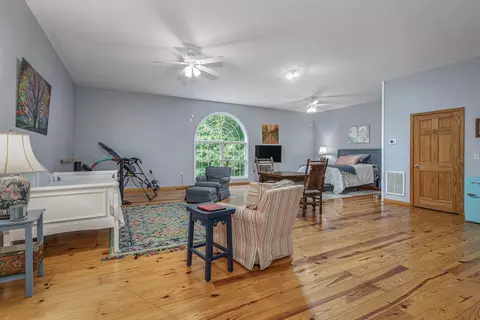 Bedroom - 3015 Camp Creek Rd, Murphy, NC 28906 photo 5 of 6