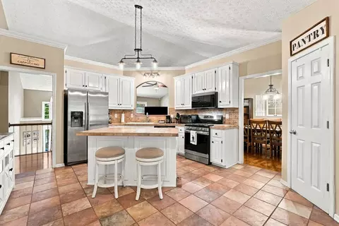 Kitchen - 388 Kerry Dr, Jasper, GA 30143 photo 1 of 3