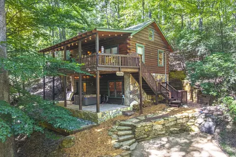341 Valley View Rd, Ellijay, GA 30536