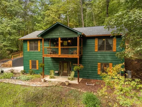 100 Julep Cir, Ellijay, GA 30540