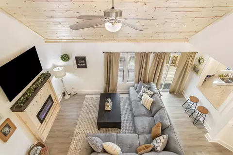Living - 587 Oak Trce E, Jasper, GA 30143 photo 5 of 5