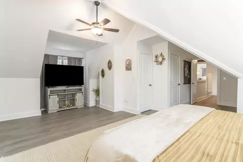 Bedroom - 587 Oak Trce E, Jasper, GA 30143 photo 14 of 14