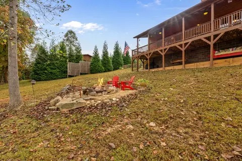 Exterior - 140 Carolina Fox Cir, Murphy, NC 28906 photo 6 of 14