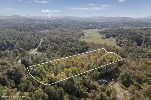 1077 Highland Trce, Blairsville, GA 30512