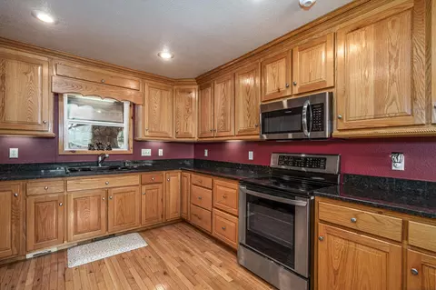 Kitchen - 35 Honeysuckle Ln, Murphy, NC 28906 photo 2 of 3