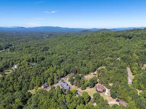 View/Area - 35 Honeysuckle Ln, Murphy, NC 28906 photo 5 of 8