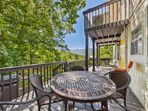 Exterior - 289 Bethabara Way, Hayesville, NC 28904 photo 6 of 31