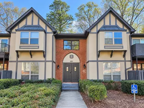 6851 NE Roswell Rd, Sandy Springs, GA 30328