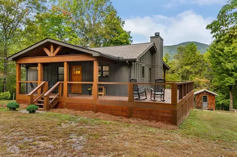 887 Whitecliff Dr, Ellijay, GA 30540