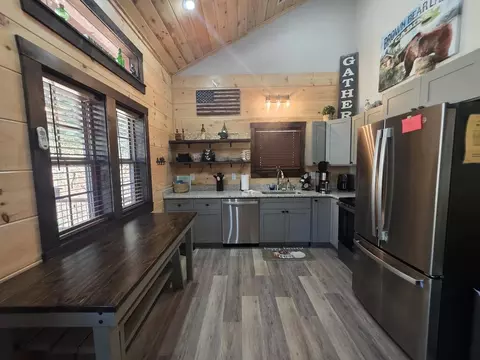 Kitchen - 690 Hiwassee Creek Est, Murphy, NC 28906 photo 1 of 2
