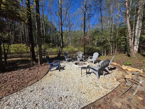Exterior - 690 Hiwassee Creek Est, Murphy, NC 28906 photo 5 of 6