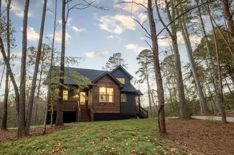 950 Hagin Cir, Ellijay, GA 30536