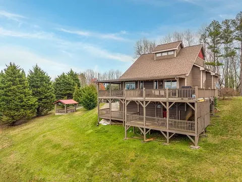624 Talona Mountain Rd, Ellijay, GA 30540